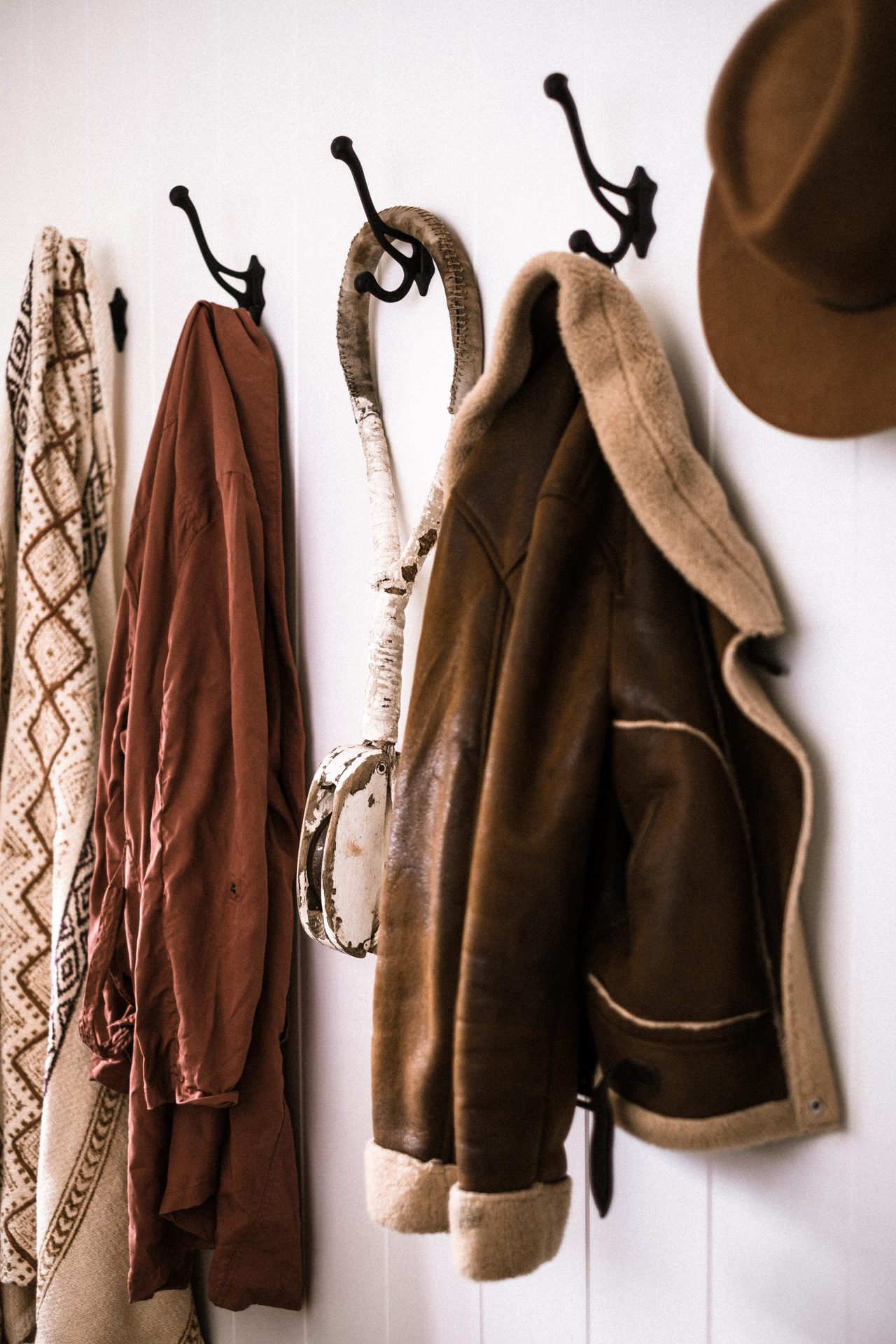 Command Hooks & Adhesive Wall Organizers That Won't Damage Your Walls