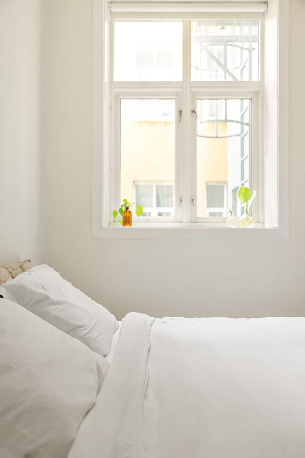 Best Space-Saving Beds with Storage for Small Apartments